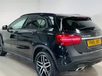 Used Mercedes GLA180 Urban 122 HP (89 kW) 2020 SUV