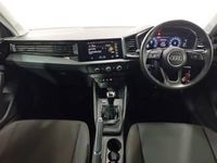 Used Audi A1 Design 95 HP (69 kW) 2021 White SUV