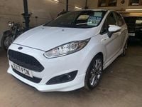 Usado Ford Fiesta ST-Line 140 HP (102 kW) 2017 Branco Citadino
