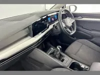Used VW Golf VIII Life 110 HP (80 kW) 2022 White Hatchback