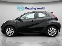 Used Toyota Aygo X PURE 72 HP (52 kW) 2023 Black SUV