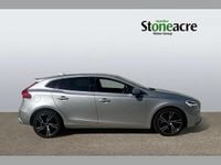Used Volvo V40 R-Design 190 HP (139 kW) 2018 Silver Hatchback