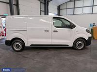 Used Vauxhall Vivaro S 120 HP (88 kW) 2024 White MPV