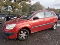 Used Kia Rio 2006 Red Hatchback