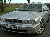Używany Jaguar XJ6 Sovereign 240 KM (176 kW) 2006 Srebrny Sedan/Limuzyna