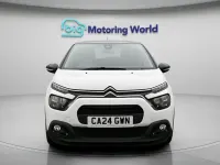 Used Citroën C3 PureTech 83 HP (61 kW) 2024 White Hatchback