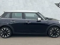 Used Mini Cooper Exclusive 134 HP (98 kW) 2023 Black Hatchback