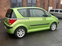 Used Peugeot 1007 2005 Green MPV