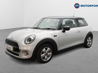 Używany Mini Cooper Classic 136 KM (100 kW) 2020 Srebrny Hatchback