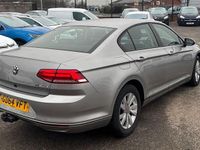 Begagnad VW Passat S 120 HK (88 kW) 2015 Silver Sedan