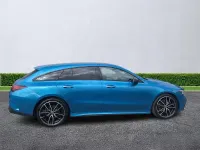 Begagnad Mercedes CLA220 AMG Line Premium 2025 Blå Sedan