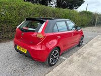 Usado MG MG3 106 HP (77 kW) 2016 Vermelho Citadino