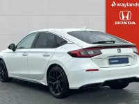 Used Honda Civic Advance 184 HP (135 kW) 2024 White Hatchback