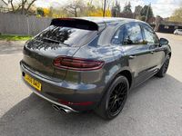 Used Porsche Macan Turbo 400 HP (294 kW) 2017 Grey SUV
