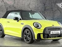 Usado Mini Cooper Sport 134 HP (98 kW) 2021 Amarelo Citadino