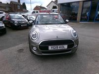 Usado Mini Cooper Cabriolet Classic 136 CV (100 kW) 2019 Plateado Descapotable