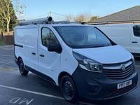 Used Vauxhall Vivaro S 95 HP (69 kW) 2017 White MPV