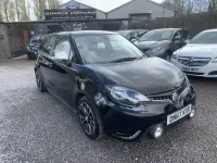 Usado MG MG3 106 HP (77 kW) 2017 Preto Citadino