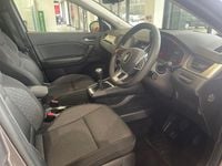 Used Renault Captur Evolution 91 HP (66 kW) 2022 Grey/black SUV