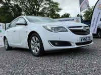 Used Vauxhall Insignia SRi 170 HP (125 kW) 2015 White Estate
