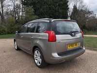 Używany Peugeot 5008 Active 2015 Szary Minivan