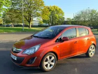 Usado Vauxhall Corsa 100 HP (73 kW) 2012 Laranja Citadino