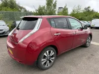 Used Nissan Leaf Tekna 80 kW (109 HP) 2016 Red Hatchback