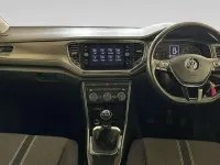 Used VW T-Roc SE 116 HP (85 kW) 2019 White SUV