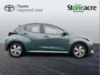 Used Toyota Yaris 113 HP (83 kW) 2026 Green Hatchback