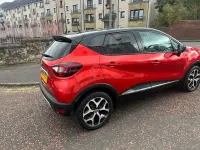 Used Renault Captur Signature 90 HP (66 kW) 2018 Red/black SUV