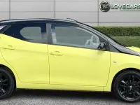 Used Toyota Aygo X-cite 68 HP (50 kW) 2016 Yellow Hatchback