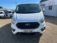 Used Ford Transit Custom Limited 130 HP (95 kW) 2021 White Van
