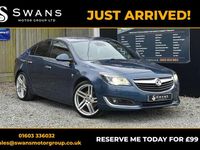 Used Vauxhall Insignia SRi 195 HP (143 kW) 2015 Blue Hatchback