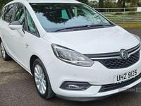 Used Vauxhall Zafira SRi 134 HP (98 kW) 2017 White MPV