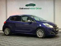 Used Peugeot 208 Allure 100 HP (73 kW) 2015 Blue Hatchback
