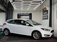 Used Ford Focus Zetec 125 HP (91 kW) 2016 White Hatchback