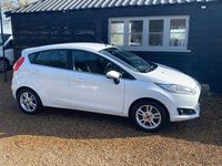 Used Ford Fiesta Zetec 2015 White Hatchback