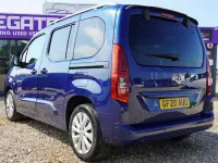 Used Vauxhall Combo Elite 128 HP (94 kW) 2020 Blue MPV