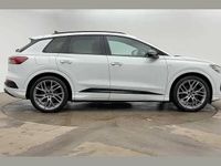 Second-hand Audi Q4 e-tron Comfort 219 kW (299 CP) 2023 Alb SUV
