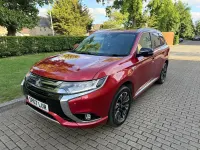 Used Mitsubishi Outlander P-HEV 2017 Red Estate