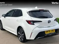 Used Toyota Corolla Design 140 HP (102 kW) 2025 White Hatchback