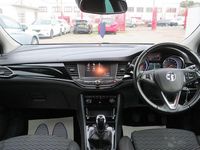 Używany Vauxhall Astra SRi 2019 Czerwony Hatchback