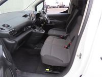 Used Vauxhall Combo Edition 75 HP (55 kW) 2021 White Van