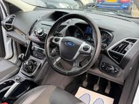 Used Ford Kuga Titanium 140 HP (102 kW) 2014 White SUV