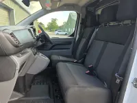 Used Vauxhall Vivaro 100 kW (136 HP) 2022 White MPV