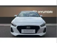 Used Hyundai i30 120 HP (88 kW) 2018 White Estate