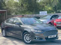 Usado Ford Mondeo Titanium 150 HP (110 kW) 2015 Cinzento Citadino
