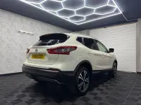Used Nissan Qashqai N-Connecta 2019 White SUV