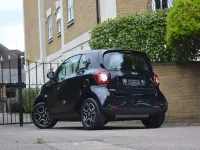 Used Smart ForTwo Coupé Premium 71 HP (52 kW) 2017 Black Coupe