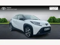 Usado Toyota Aygo X 72 HP (52 kW) 2023 Branco SUV